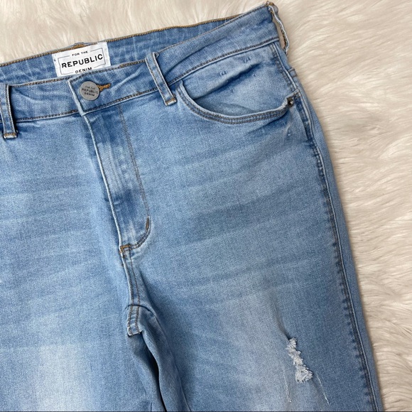 For The Republic • Distressed Fringe Hem Stretchy Denim Jeans - Picture 7 of 14